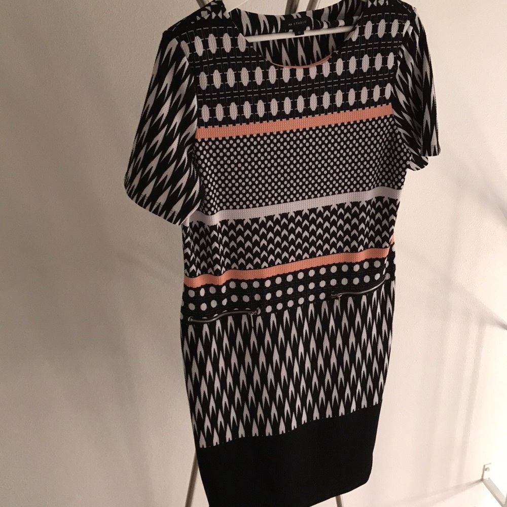 AA Studio Short Sleeve Dress W/ 2 Zipper Pockets